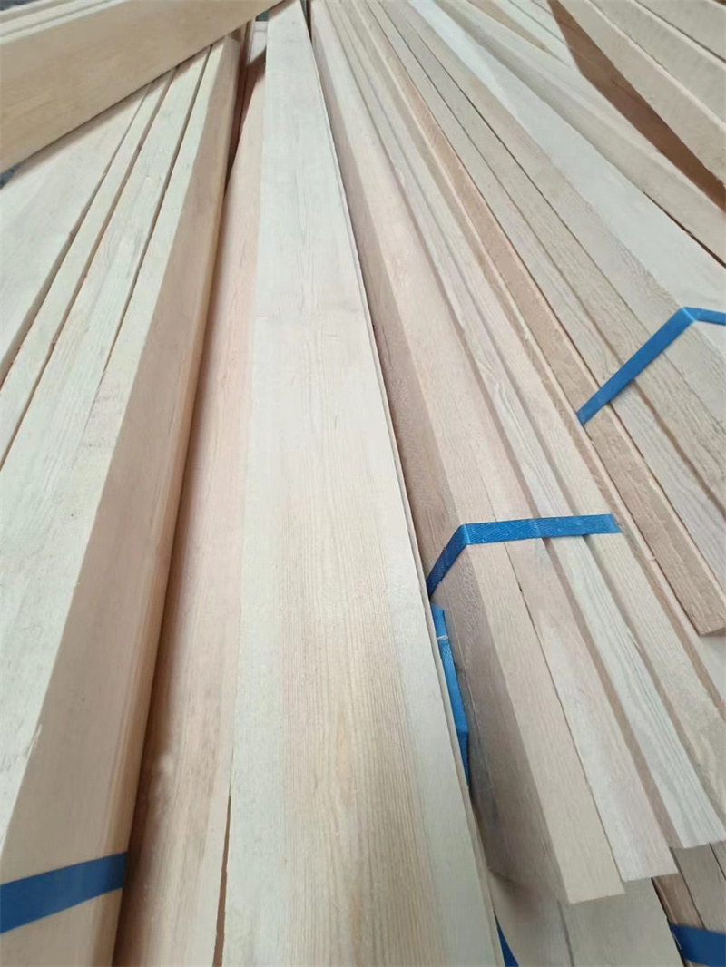 SEL scotch pine wood
